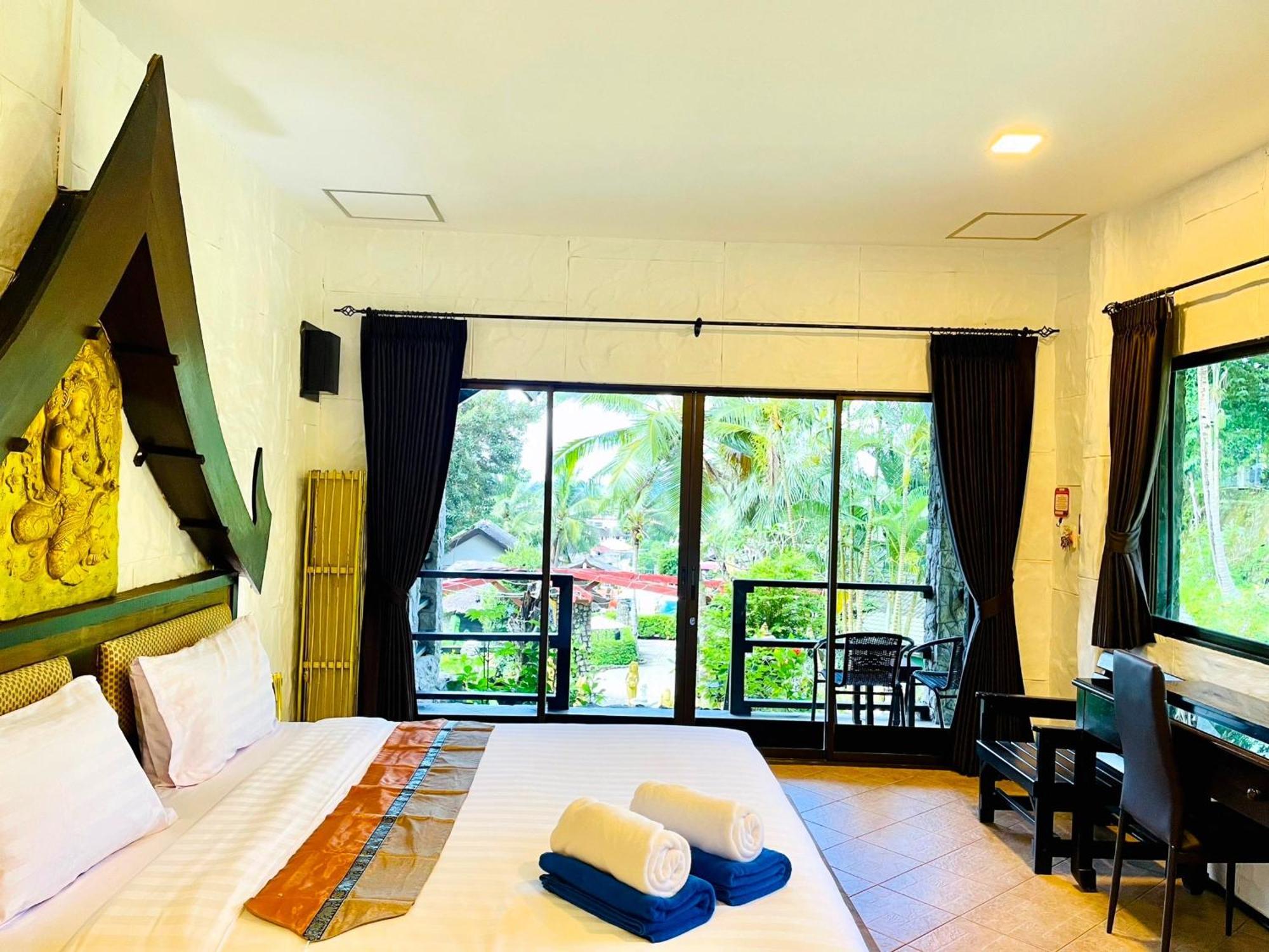Boomerang Village Resort Kata Dış mekan fotoğraf